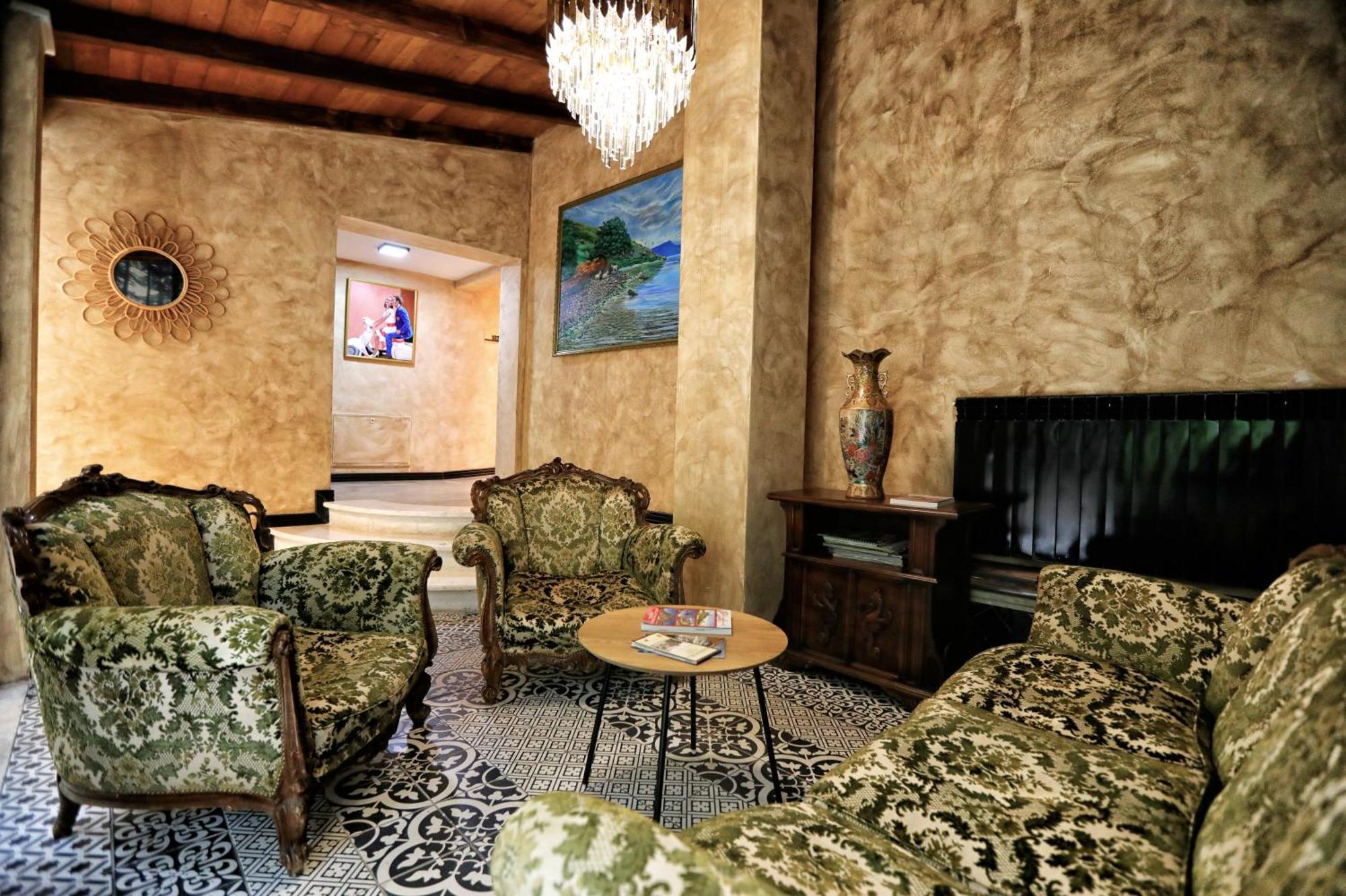 Hotel Labiatan Zogaji Kültér fotó
