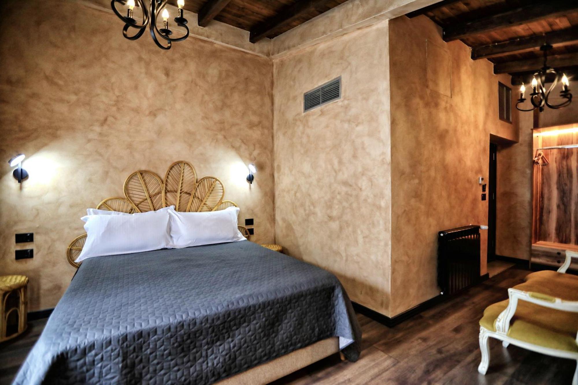 Hotel Labiatan Zogaji Kültér fotó