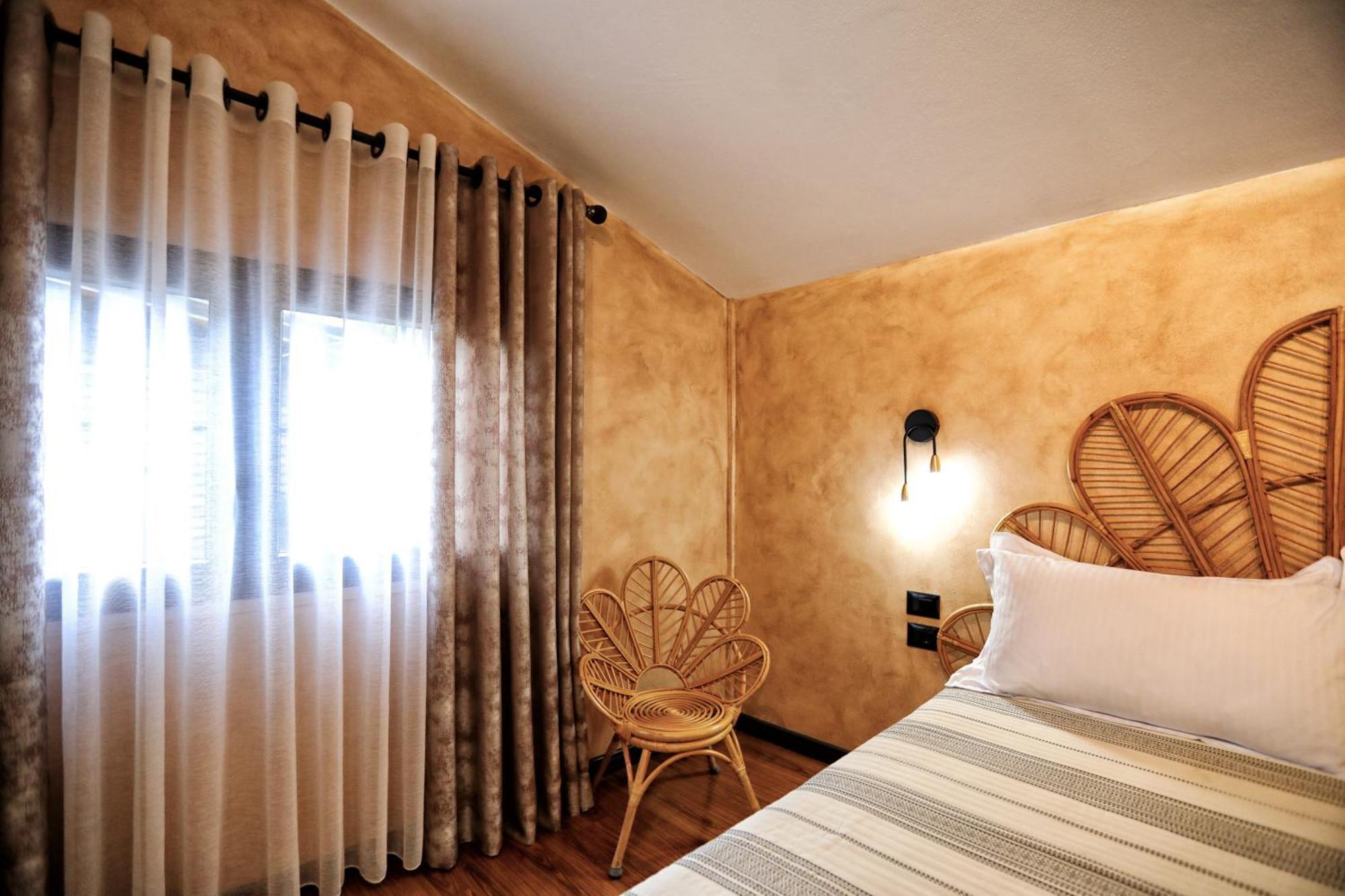 Hotel Labiatan Zogaji Kültér fotó