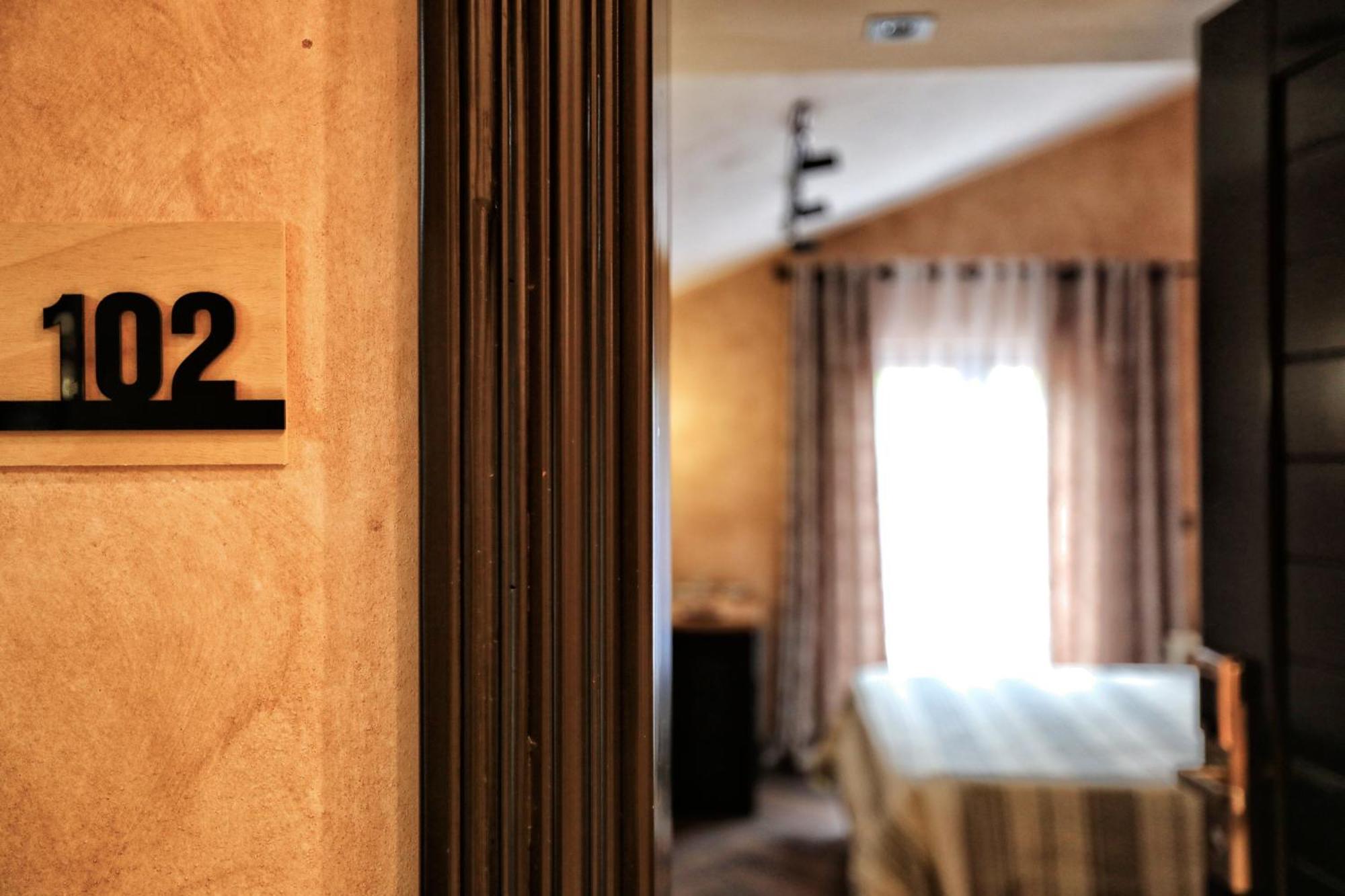 Hotel Labiatan Zogaji Kültér fotó
