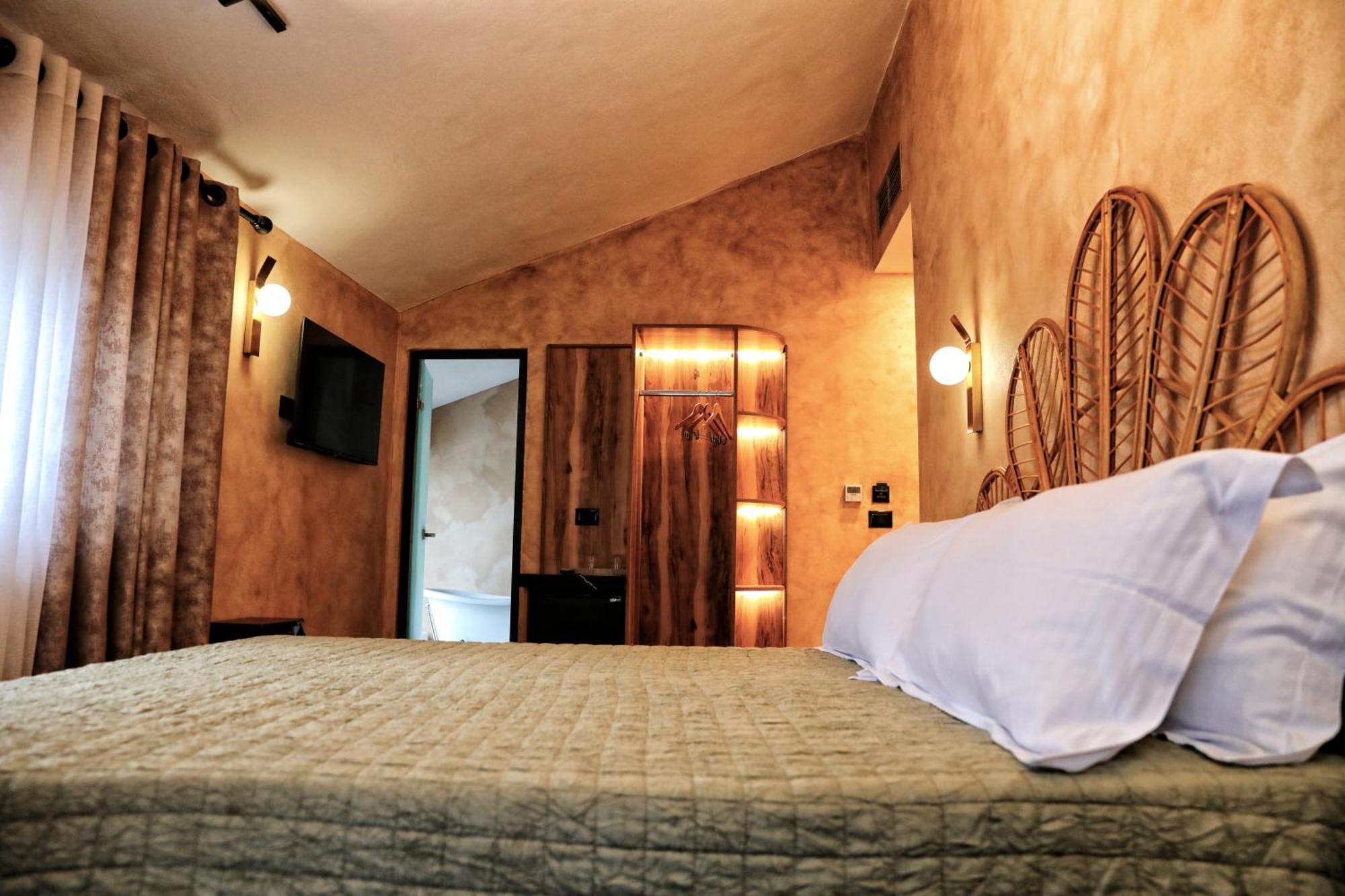 Hotel Labiatan Zogaji Kültér fotó
